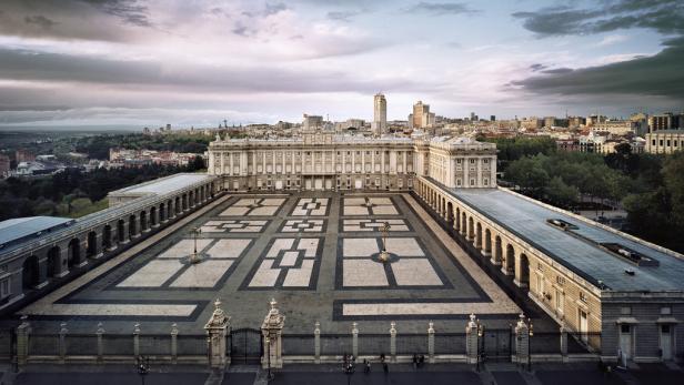 Platz 12 Viel fotografiert wird auch in Madrid - unter anderem der Plaza Mayor, die Kathedrale oder der Placa de Callao.  