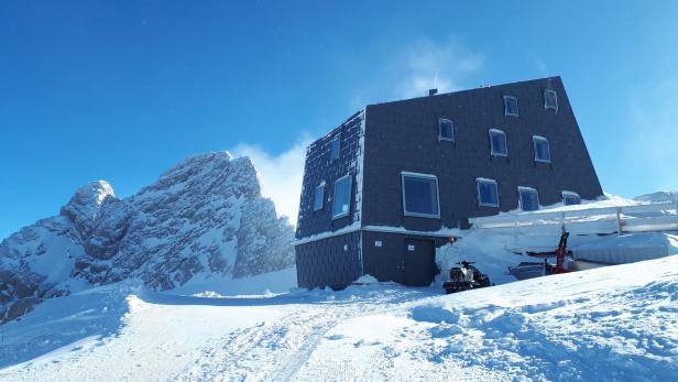 Höchste Schutzhütte der Steiermark und OÖ eröffnet mitten im Winter