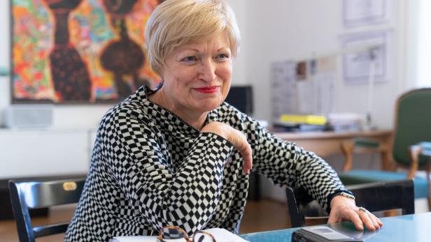 Karin Bergmann wird Ehrenmitglied des Wiener Burgtheaters