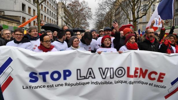 Frankreich: Ein Lüfterl für Macron
