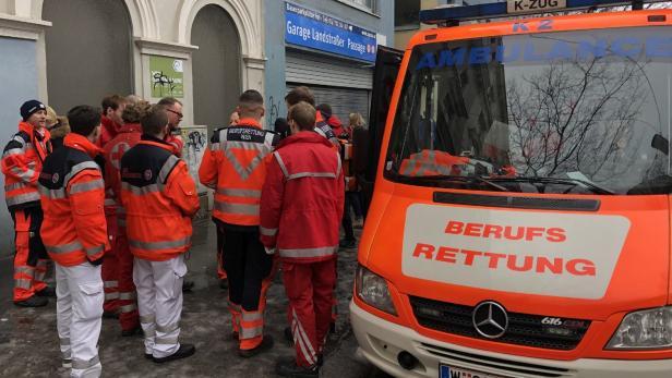 Wegen giftigen Dämpfen mussten 21 Personen ins Krankenhaus