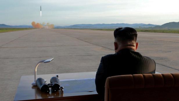Kim sprach Südkoreas Präsident Beileid aus und feuerte Rakete ab