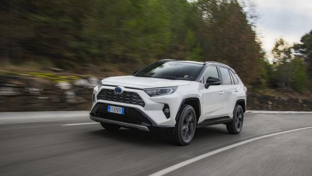 Erste Ausfahrt mit dem neuen Toyota RAV4