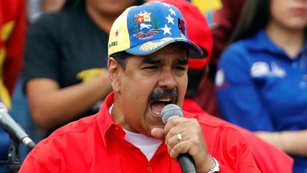Maduro warnt vor Bürgerkrieg: "Werden Venezuela nicht hergeben"