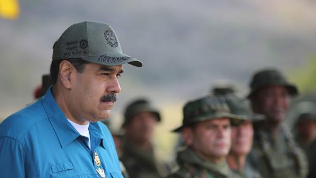 Venezuela: Maduro weigert sich Präsidentenwahlen auszurufen