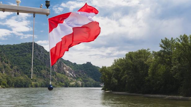 Schmutziges Donauwasser: Volksanwalt verlangt mehr Kontrolle