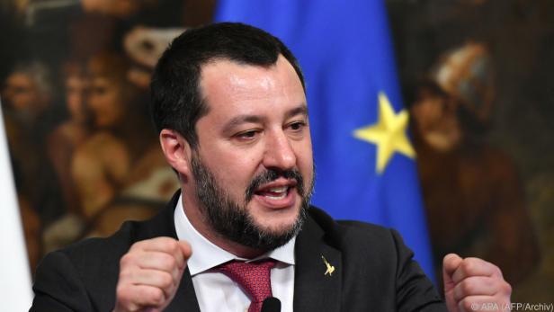 Salvini möchte die Einrichtung bis Ende des Jahres geräumt haben