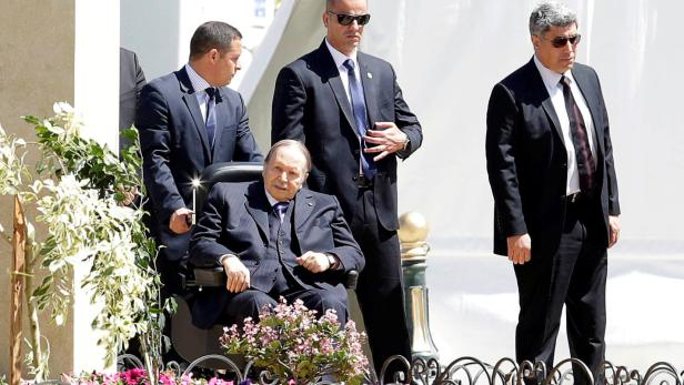 Bouteflika gibt auf: Keine erneute Kandidatur für Präsidentenamt