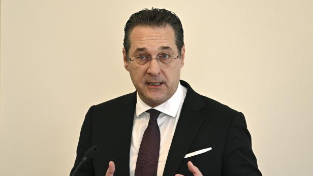 Trotz ÖVP-Nein: Strache bleibt beim Papamonat für alle