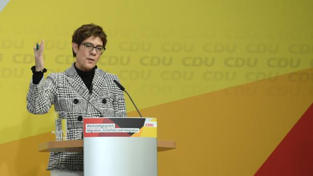 CDU über Merkels Flüchtlingspolitik: Heikle Gesprächstherapie