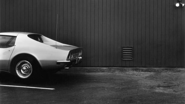 Lewis Baltz Costa Mesa, 1971 aus der Serie The Prototype Works Collection Fondation A Stichting, Brussels © Lewis Baltz, Courtesy Galerie Thomas Zander, Cologne