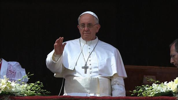 Papst: "Homosexuelle haben das Recht auf Familie"