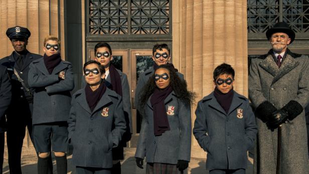 "The Umbrella Academy" bei Netflix: Schräge Superheldenfamilie