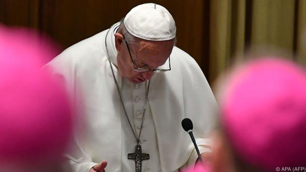 Papst Franziskus beim vatikanischen Gipfeltreffen