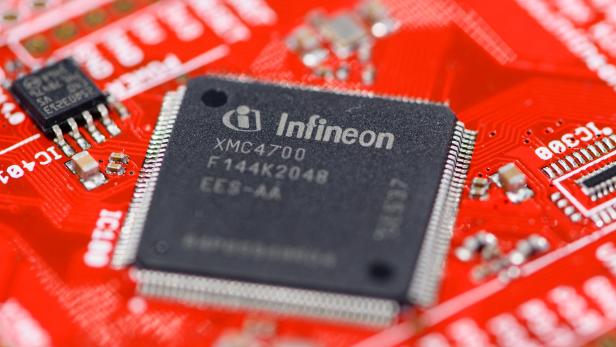 Chiphersteller Infineon hebt die Prognose an