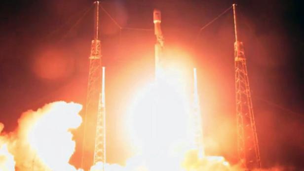 Rakete mit erster israelischer Mondsonde gestartet