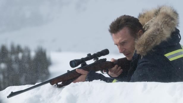 Liam Neeson rächt im Tiefschnee seinen Sohn: „Hard Powder“