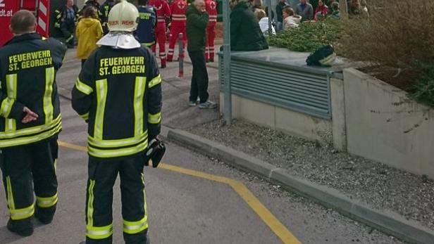 Heute Vormittag musste eine Wohnhausanlage in Eisenstadt wegen eines Brandes evakuiert werden.