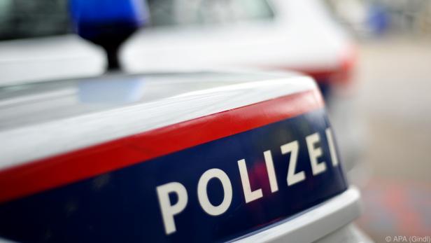 Supermarkt in Tirol überfallen: Täter auf der Flucht