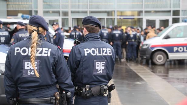 Sicherheit in Wien: Was Alkohol- und Waffenverbot gebracht haben
