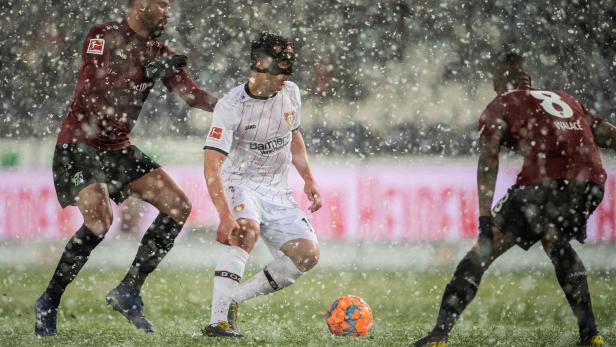 FBL-GER-BUNDESLIGA-HANNOVER-LEVERKUSEN