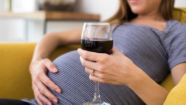 Alkohol während Schwangerschaft schadet dem Baby