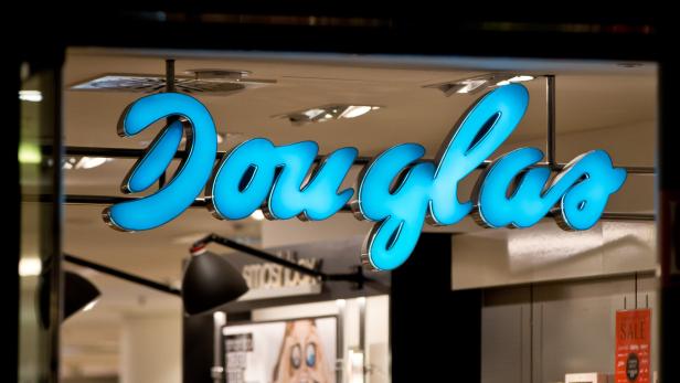 Parfümeriekette Douglas plant auch Mode online anzubieten