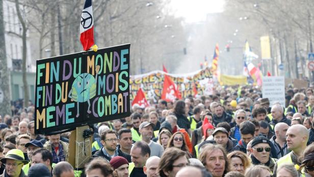 Trotz Demo-Verbot: Gelbwesten marschieren wieder