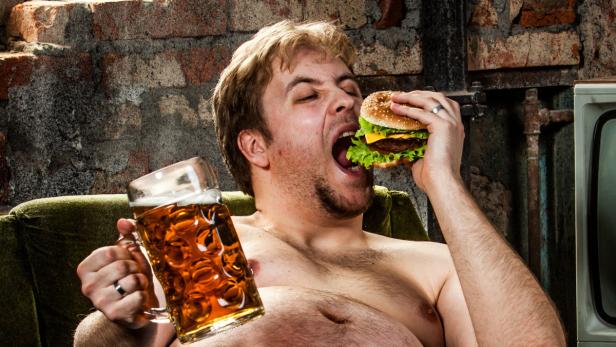 Ob Low Carb oder Low Fat: Burger und Bier sollten die Ausnahme bleiben, wenn man abnehmen möchte