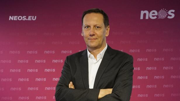 Neos-GF Robert Luschnik: &quot;indiskutable Privatmeinung&quot;