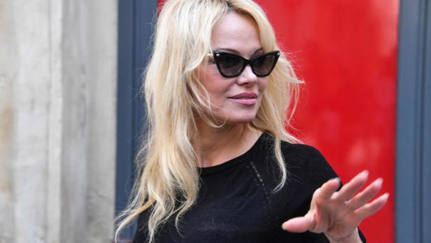 Pamela Anderson heiratete Filmproduzent Jon Peters