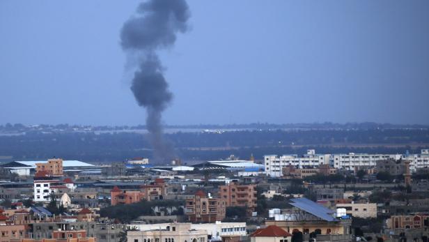 Rauch über den Gebäuden in Rafah, südlicher Gazastreifen.