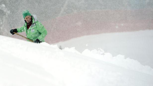 Die Piste soll bis Samstag in einem rennfertigen Zustand sein.