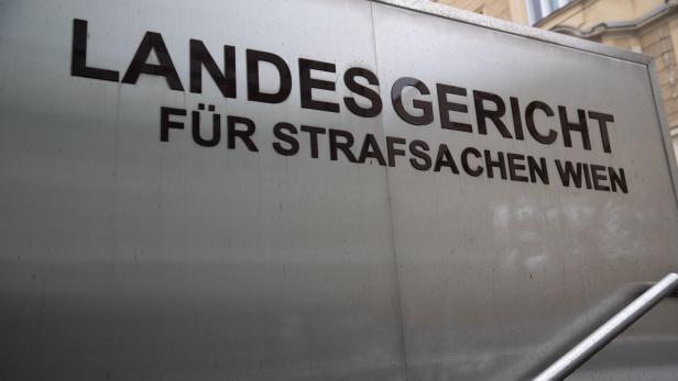 Der Schriftzug des Landesgerichts für Strafsachen Wien.