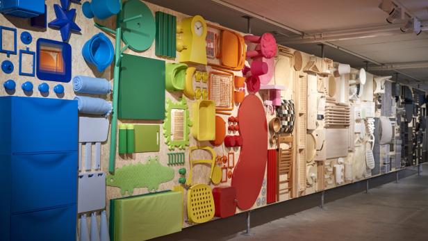 Das Ikea Museum entführt die Besucher auf eine Zeitreise durch die Jahrzehnte.