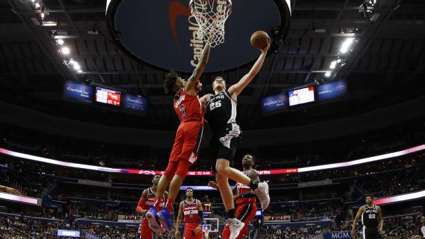 NBA: San Antonio Spurs at Washington Wizards NBA: San Antonio Spurs at Washington Wizards