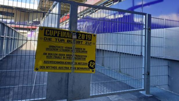 Protest gegen Cup-Finale: Austria-Fans versperren Stadion