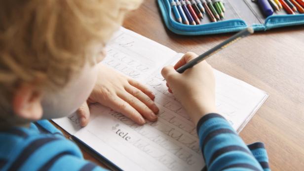 Schlechte Handschrift der Schüler: Lehrer schlagen Alarm