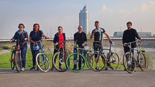 Gruppenbild mit Fahrrad: Die Donauinsel ist ein 20 Kilometer langes Radlerparadies.
