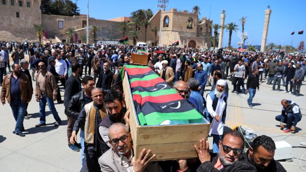 Libyen-Kämpfe: 200 Tote, 1.000 Verletzte, 25.000 Vertriebene