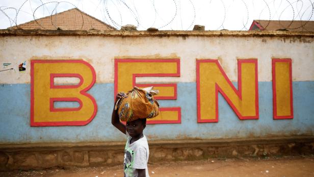 Kongolesischer Bub in Beni in der Nähe eines Ebola-Behandlungszentrums.