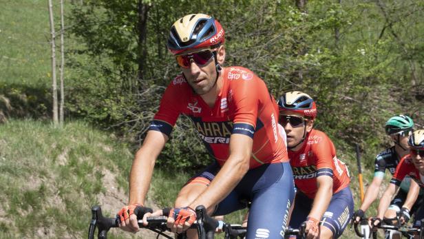 Vincenzo Nibali griff gleich zum Start der Tour of the Alps an.