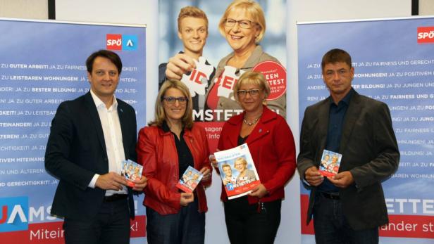 Spitzenteam der SPÖ Amstetten: v.l. Stadtparteiobmann Gerhard Riegler, Vizebürgermeisterin Ulrike Königsberger-Ludwig, Bürgermeisterin Ursula Puchebner, Vizebürgermeister Michael Wiesner