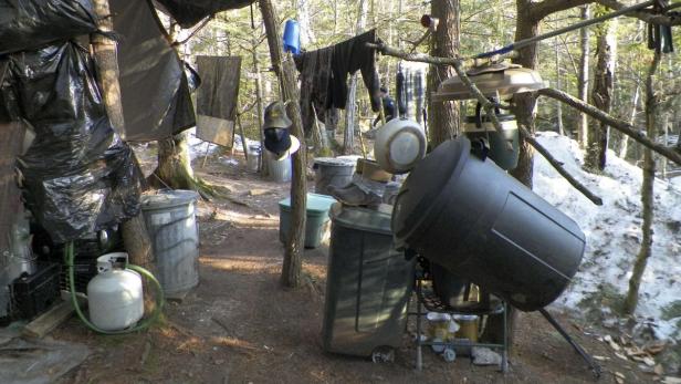 Maine State Police photo shows a makeshift camp site of Christopher Knight for 27 years in Rome, Maine taken following his arrest on April 4, 2013. After almost three decades of living like a hermit near a pond in central Maine, where he supported himself by stealing food from nearby camps, a 47-year-old man was arrested last week, police said on Tuesday. REUTERS/Maine State Police/Handout (UNITED STATES - Tags: CRIME LAW SOCIETY) FOR EDITORIAL USE ONLY. NOT FOR SALE FOR MARKETING OR ADVERTISING CAMPAIGNS. THIS IMAGE HAS BEEN SUPPLIED BY A THIRD PARTY. IT IS DISTRIBUTED, EXACTLY AS RECEIVED BY REUTERS, AS A SERVICE TO CLIENTS