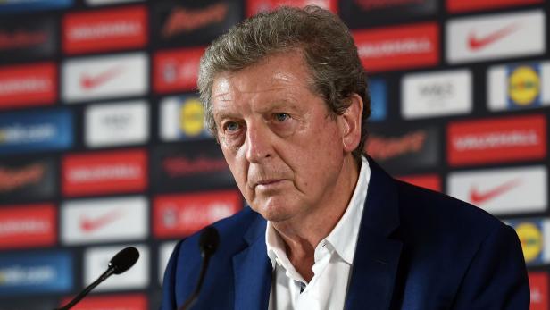 Der englische Fußball-Verband (FA) ist nach dem peinlichen Achtelfinal-Aus der &quot;Three Lions&quot; gegen Island und dem Rücktritt von Roy Hodgson auf der Suche nach einem neuen Teamchef.