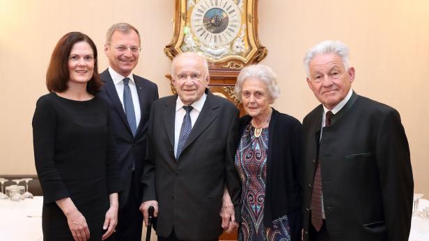 Bettina und Thomas Stelzer, Josef und Anneliese Ratzenböck, Josef Pühringer