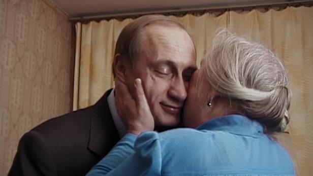Bussi, Bussi: Vladimir Putin besucht seine ehemalige Schullehrerin