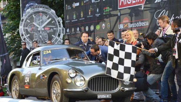 Fiat-Chef John Elkann war vor vier Jahren ebenfalls am Start der Mille Miglia, in einem Fiat 8V, Bj. 1954