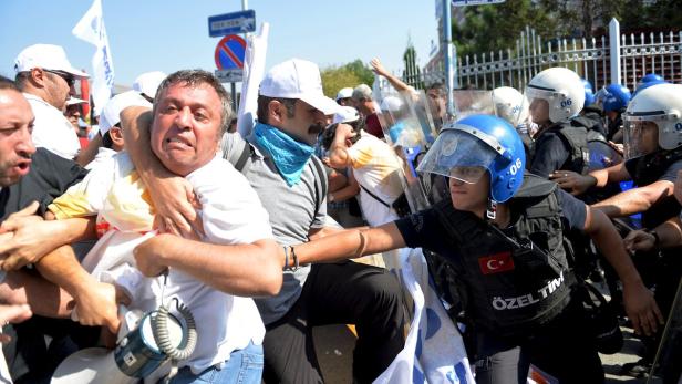 In der Türkei wächst die Angst vor einem neuen Bürgerkrieg