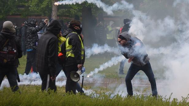 Gelbwesten-Proteste in Frankreich: Ausschreitungen in Straßburg